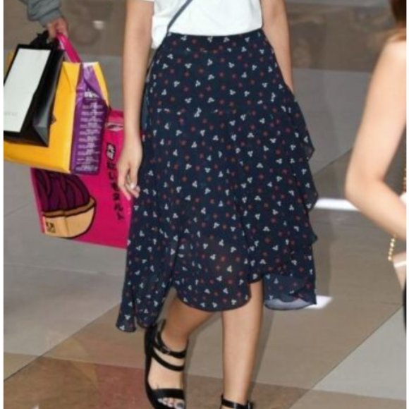 H&M Double Wrapover Chiffon Navy Blue Floral Skirt Women Size 10 - Picture 4 of 4